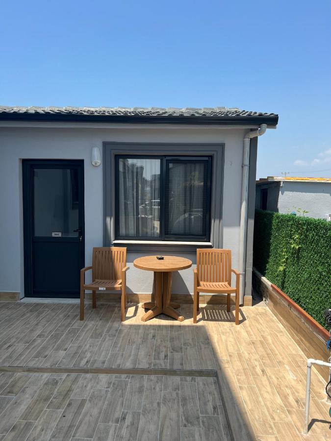 Bungalow Garden View,1418396052:JPEG